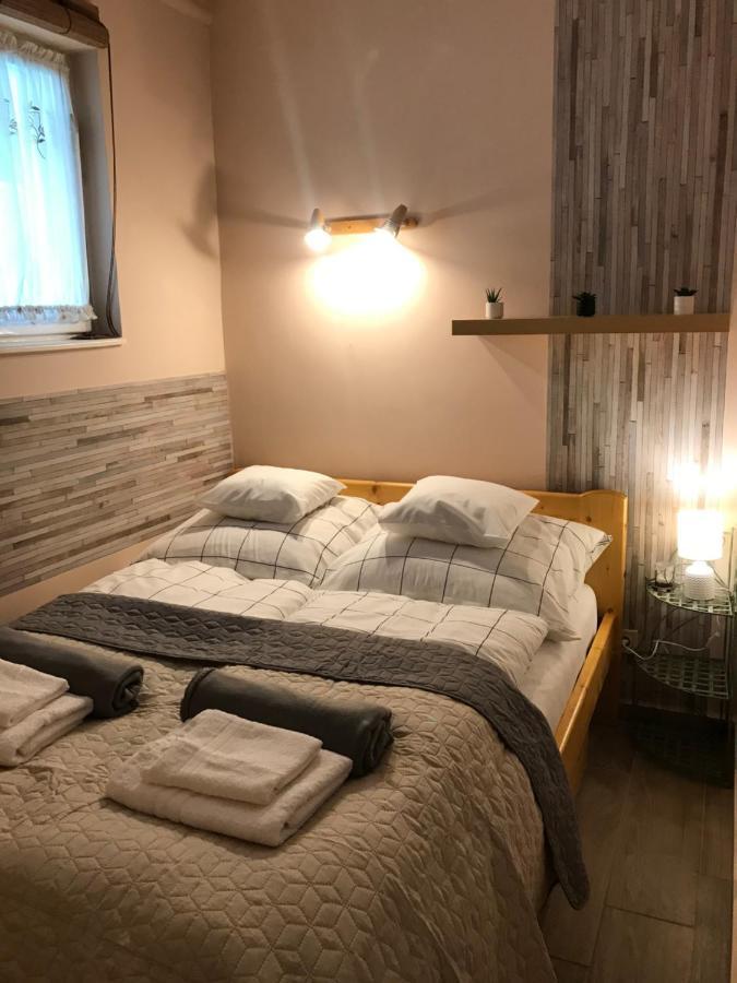 Apartament Dom Square-Centrum-Free Parking Segedyn Zewnętrze zdjęcie