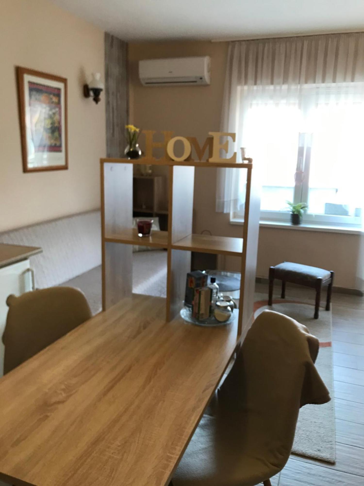 Apartament Dom Square-Centrum-Free Parking Segedyn Zewnętrze zdjęcie